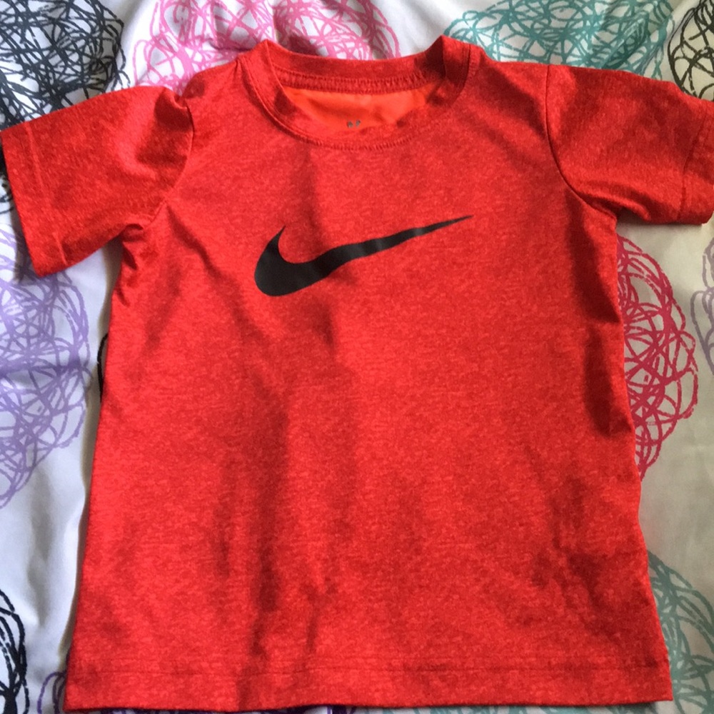 4T Nike T-shirt